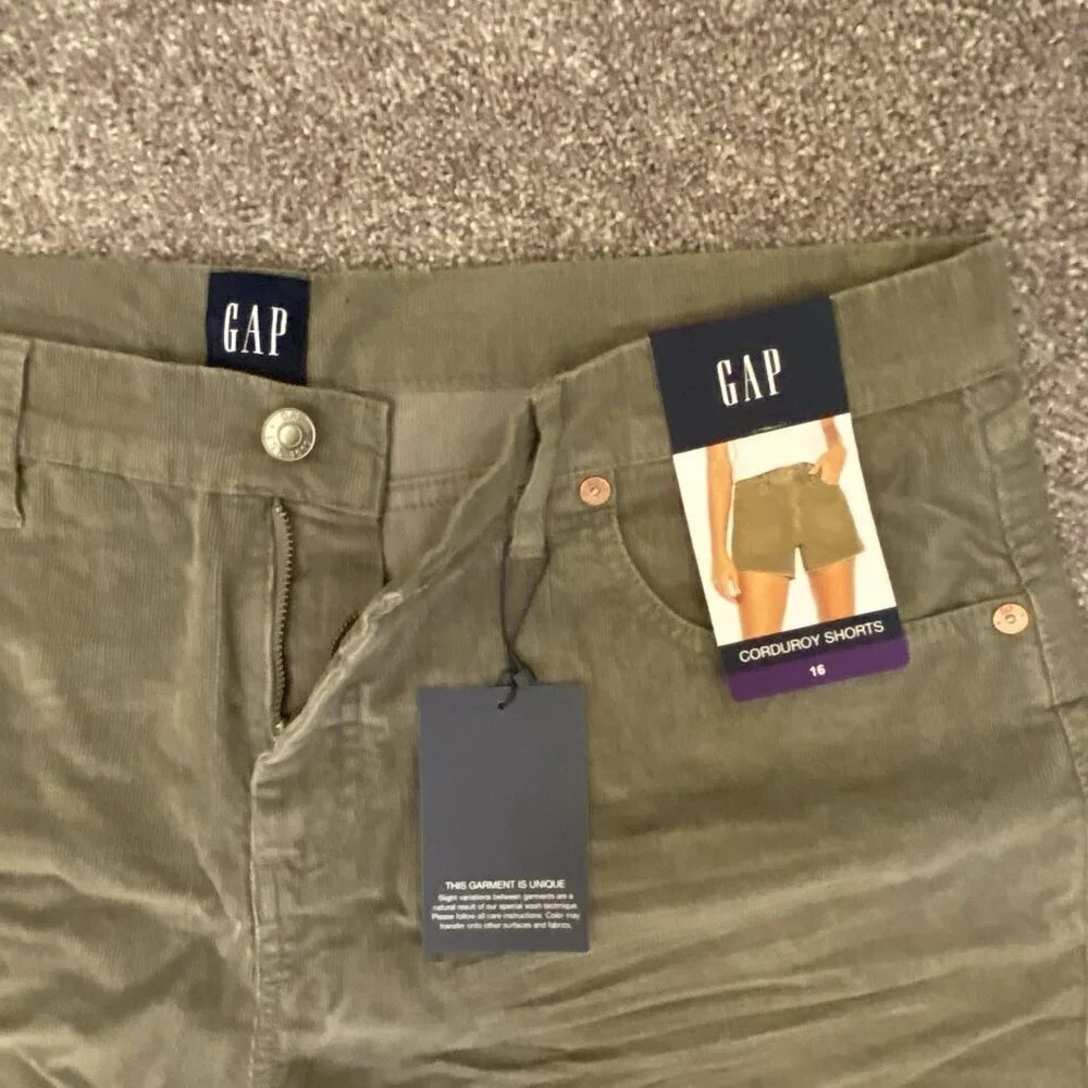 Gap women corduroy
